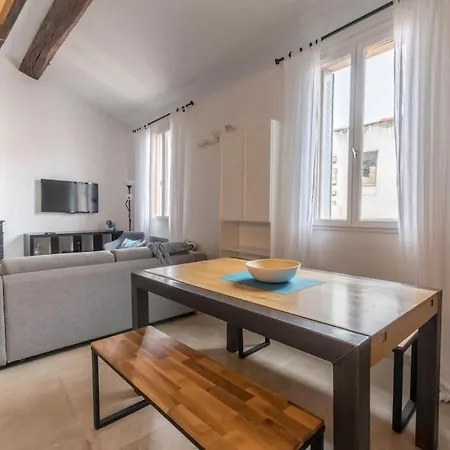 Moderne Et Lumineux- Centre Apartamento *